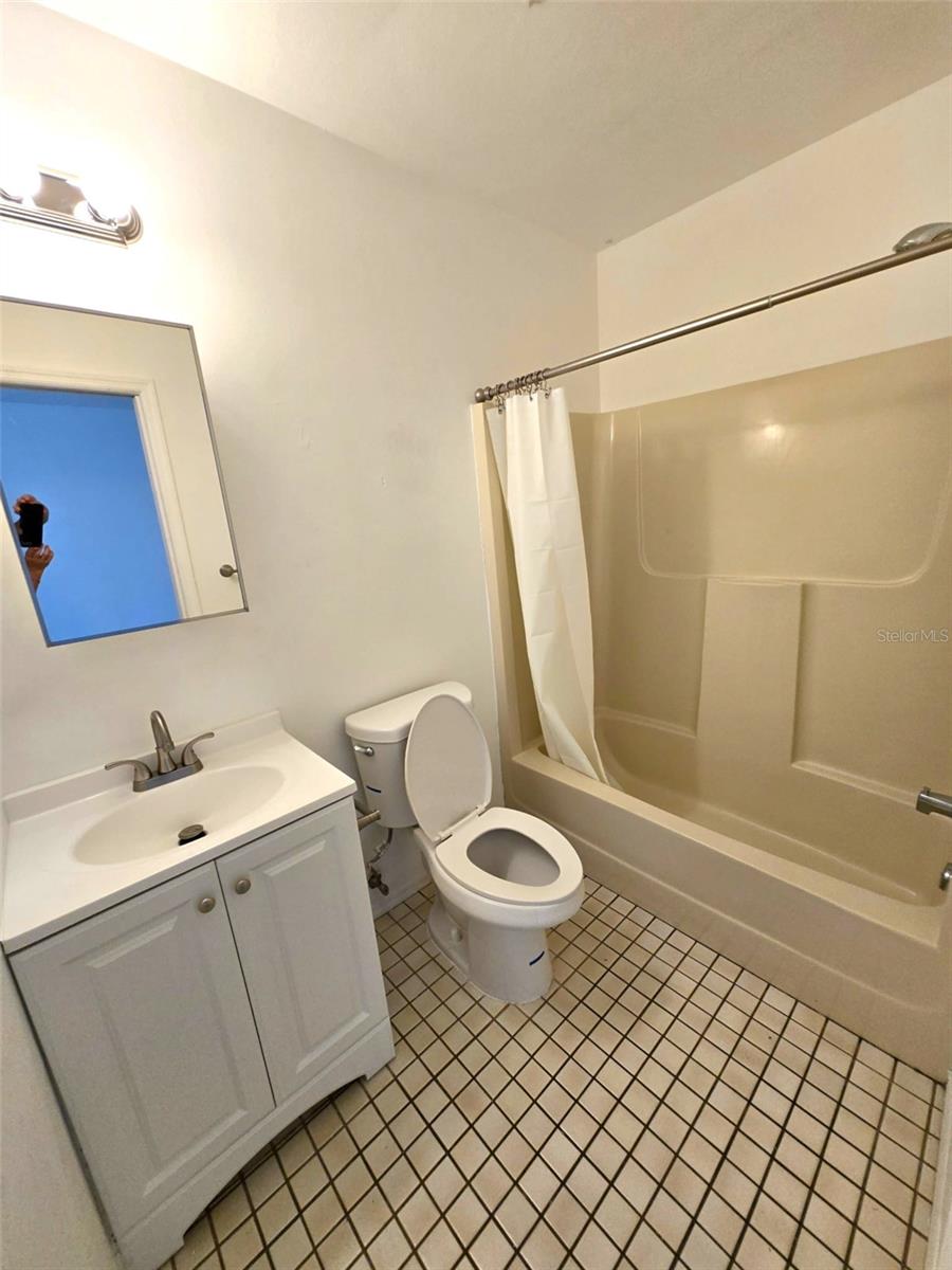 1611 CANTERBURY RD N, ST PETERSBURG, FL, 33710