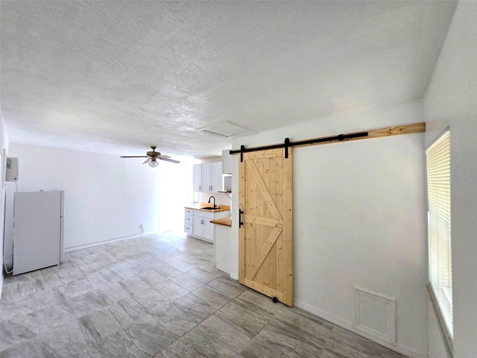 1611 CANTERBURY RD N, ST PETERSBURG, FL, 33710