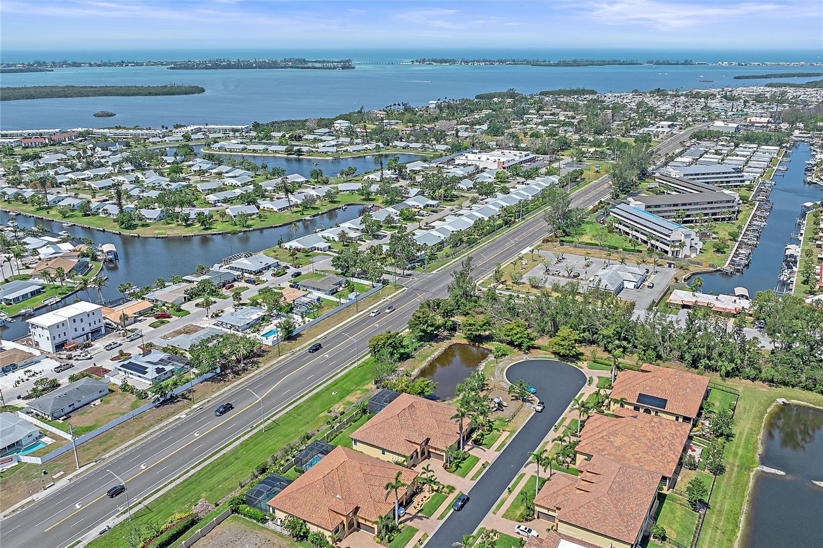 9220 43RD TERRACE W, BRADENTON, FL, 34209