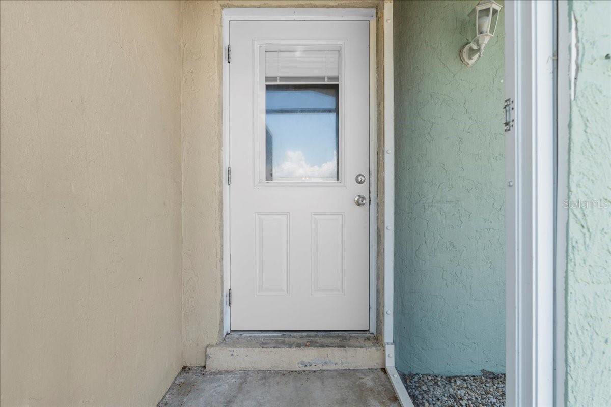 281 SEMINOLE BLVD NW, PORT CHARLOTTE, FL, 33952