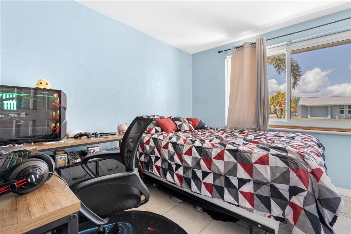 281 SEMINOLE BLVD NW, PORT CHARLOTTE, FL, 33952