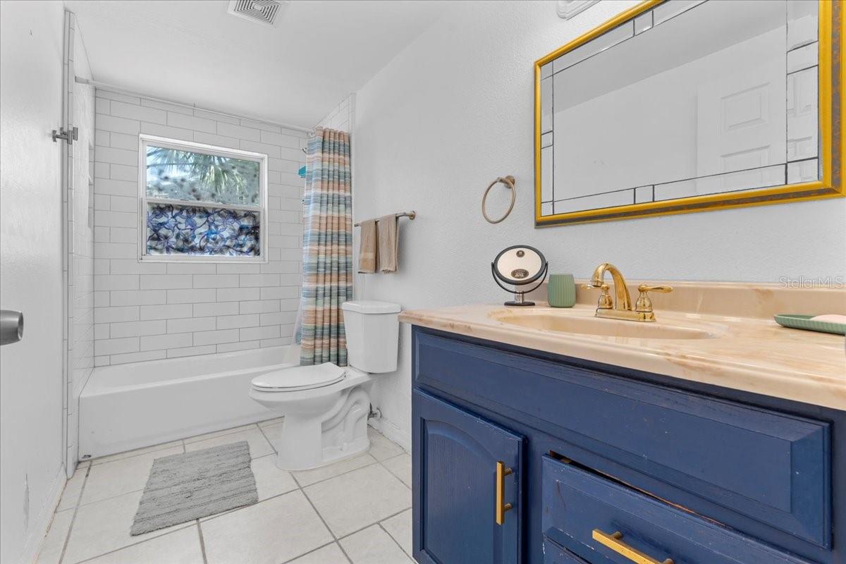 281 SEMINOLE BLVD NW, PORT CHARLOTTE, FL, 33952