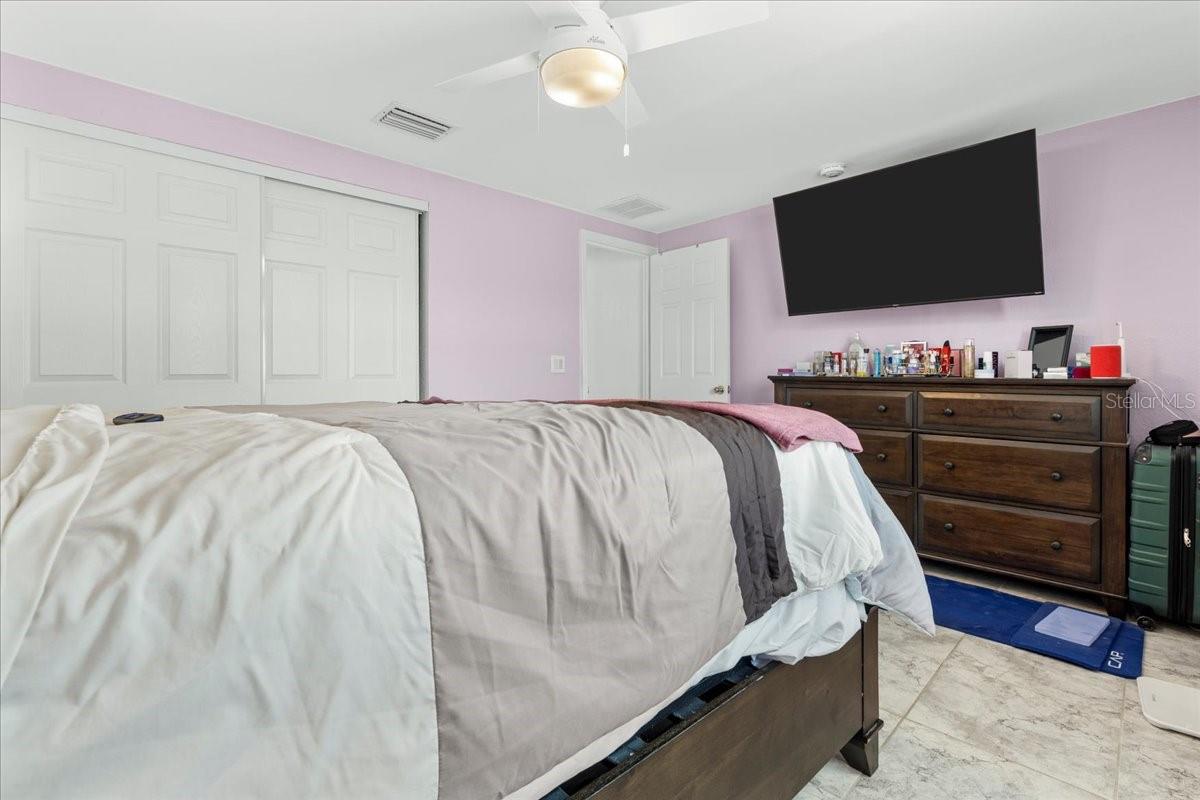 281 SEMINOLE BLVD NW, PORT CHARLOTTE, FL, 33952