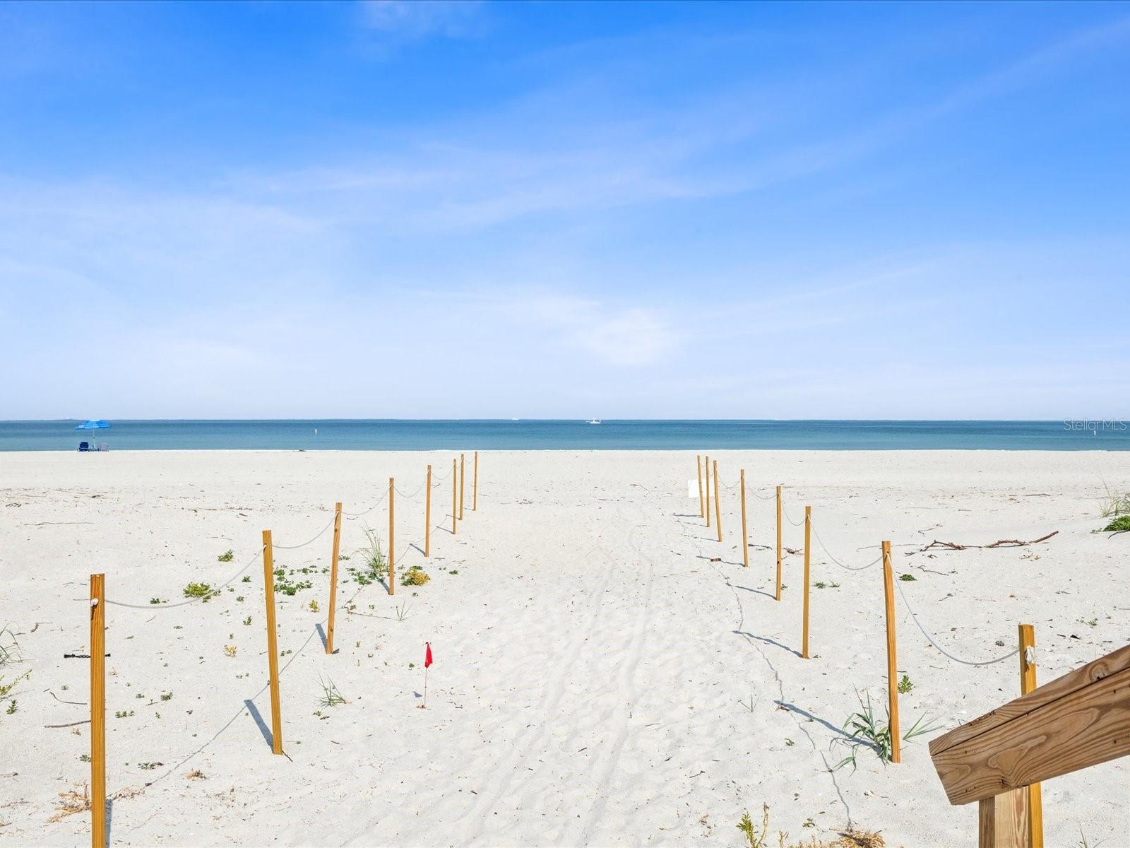 1400 GULF BLVD #701, CLEARWATER BEACH, FL, 33767