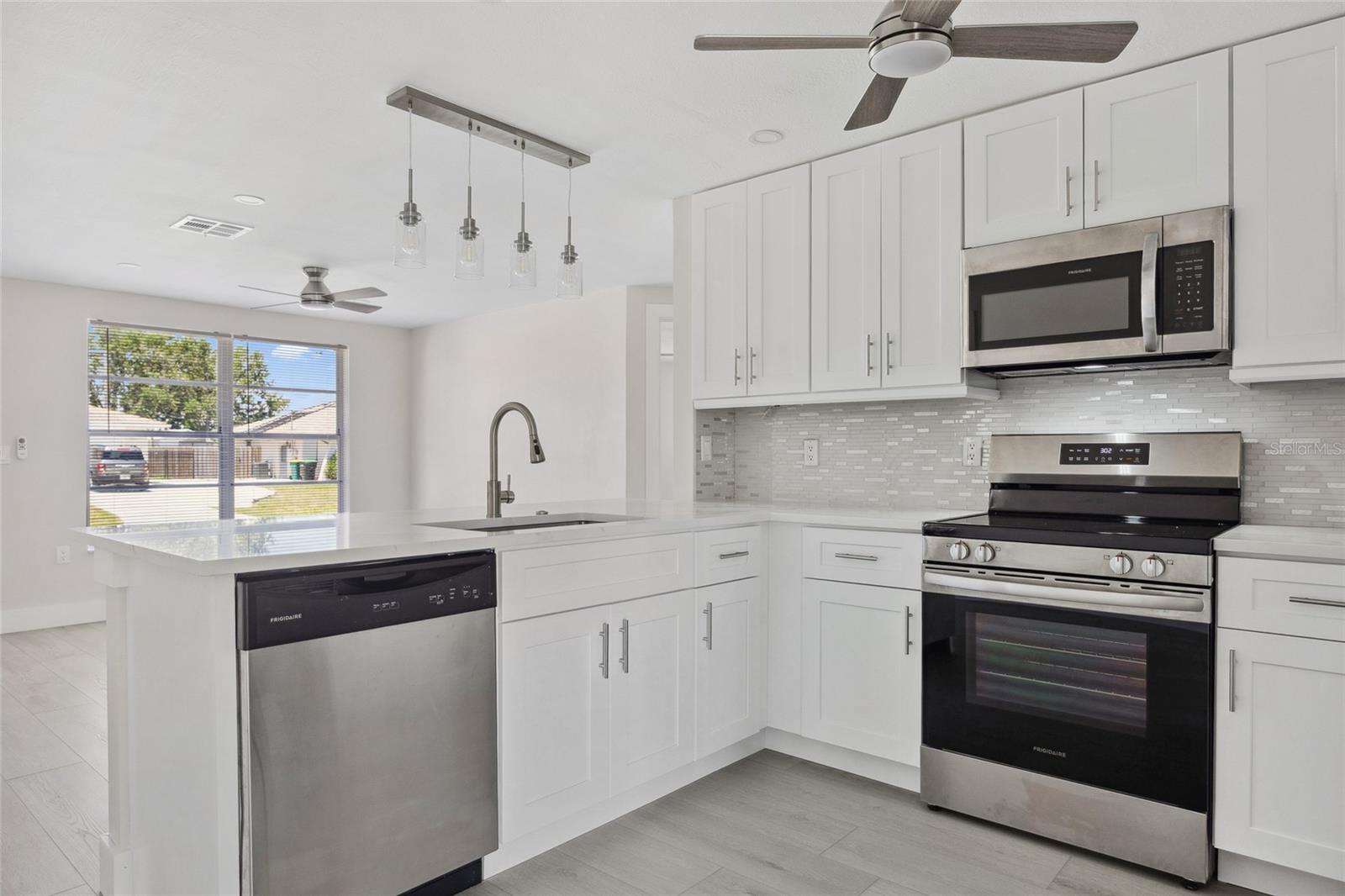 10517 GREENWAY AVE, ENGLEWOOD, FL, 34224