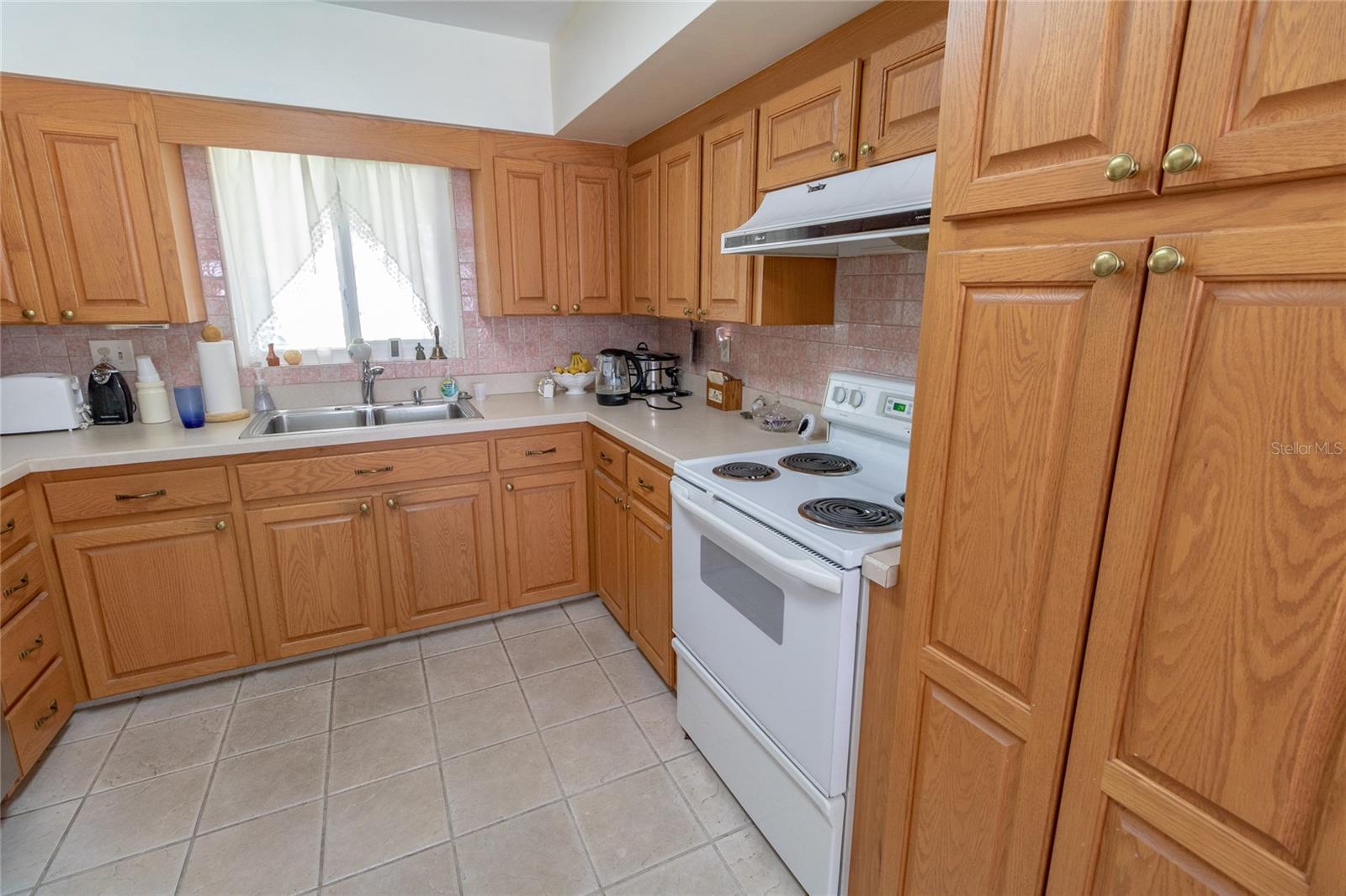 2854 60TH ST N, ST PETERSBURG, FL, 33710