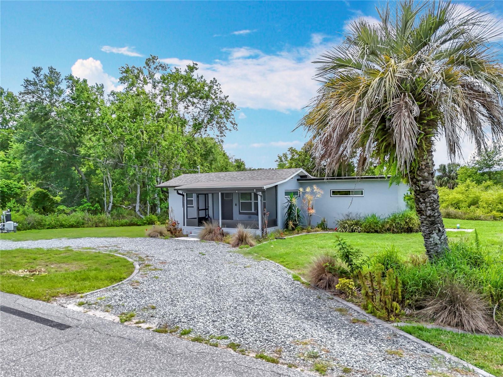 9506 NUMBER TWO RD, HOWEY IN THE HILLS, FL, 34737