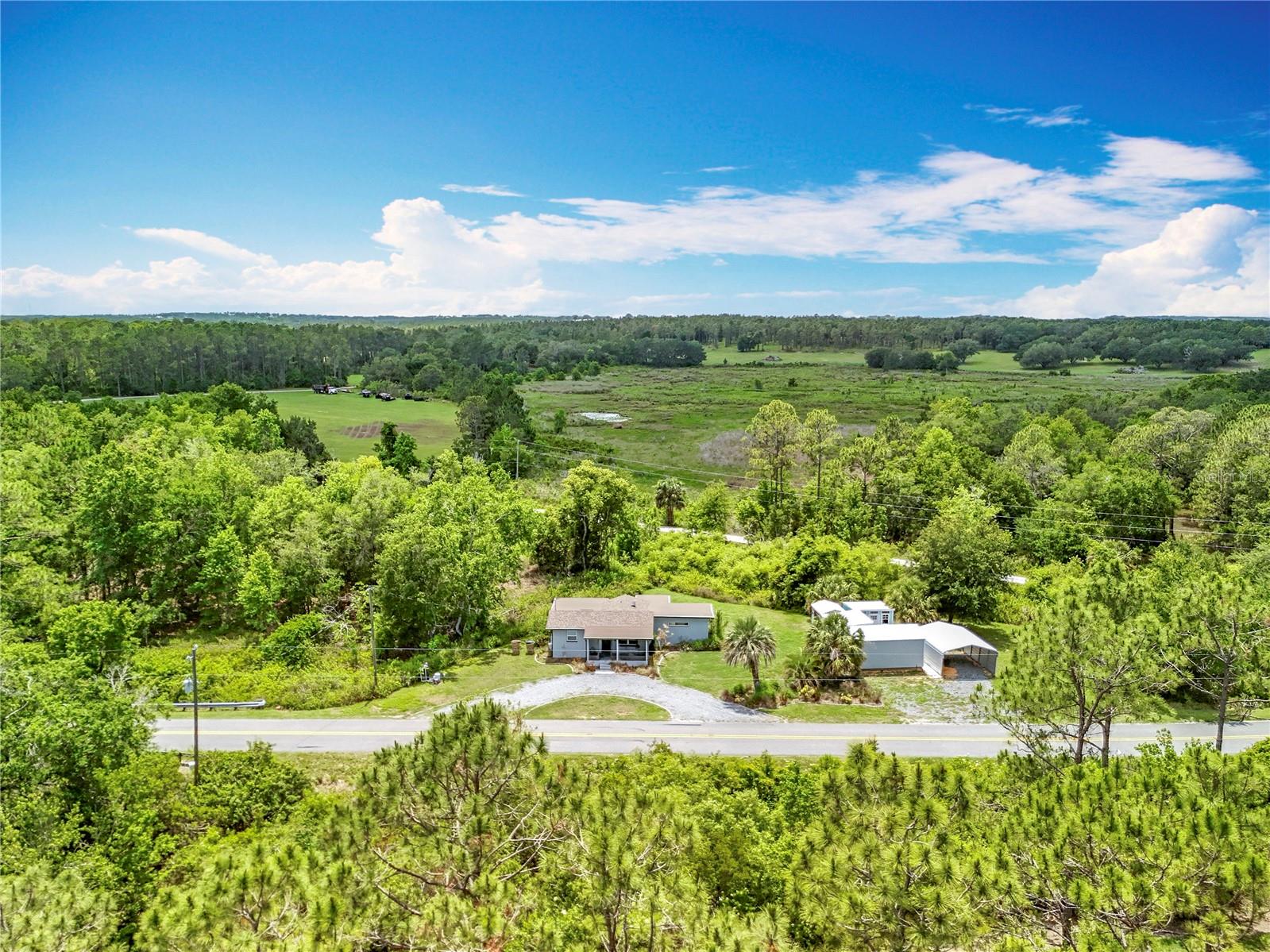 9506 NUMBER TWO RD, HOWEY IN THE HILLS, FL, 34737