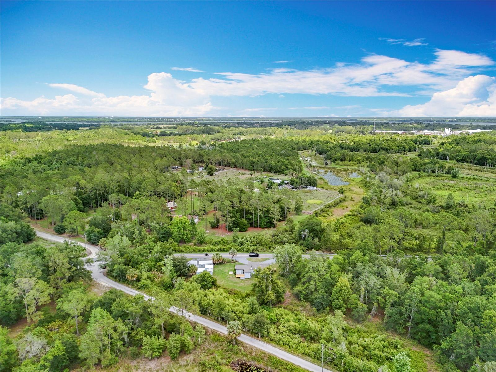 9506 NUMBER TWO RD, HOWEY IN THE HILLS, FL, 34737