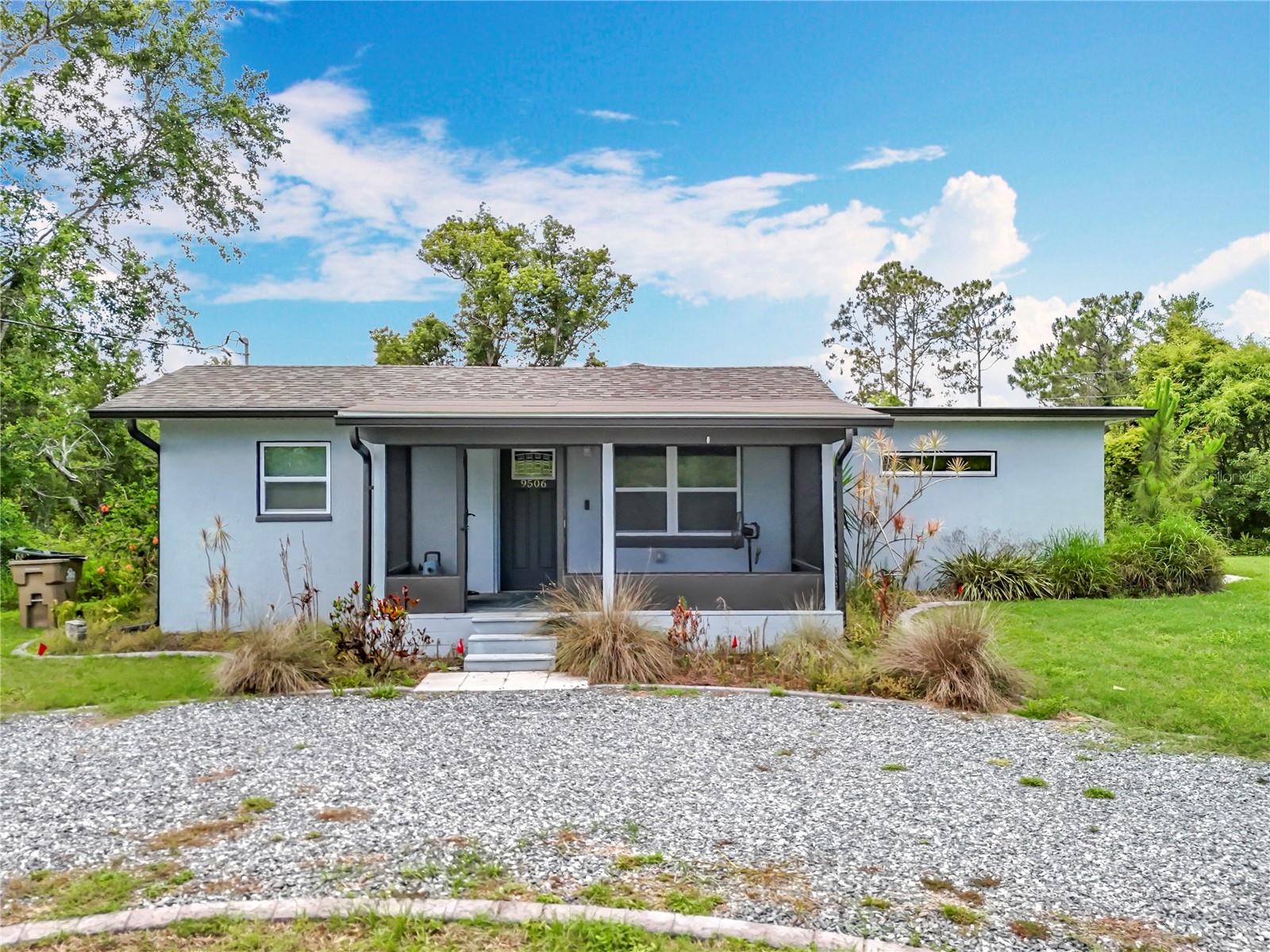 9506 NUMBER TWO RD, HOWEY IN THE HILLS, FL, 34737