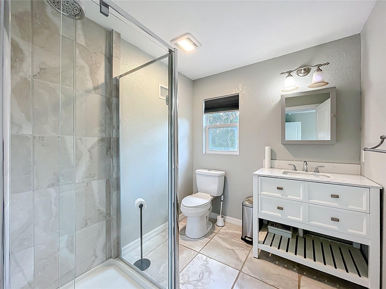 9506 NUMBER TWO RD, HOWEY IN THE HILLS, FL, 34737