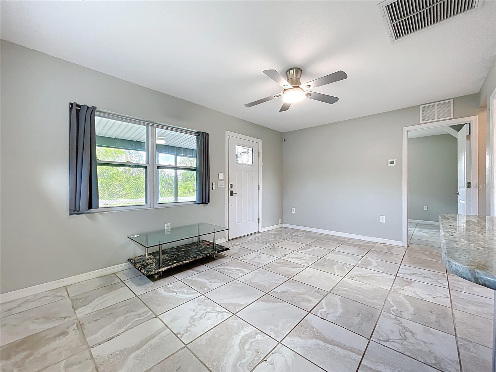 9506 NUMBER TWO RD, HOWEY IN THE HILLS, FL, 34737