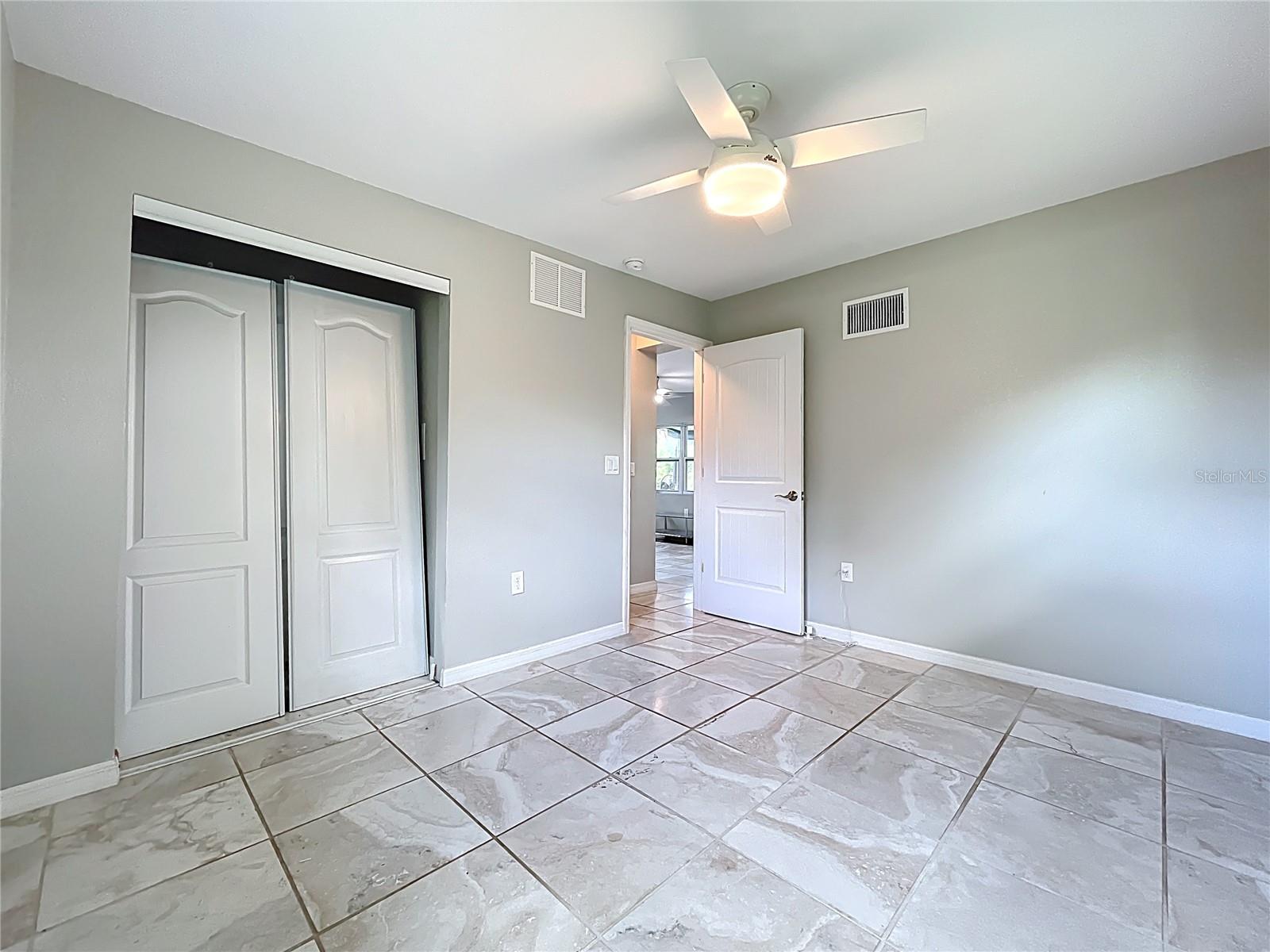 9506 NUMBER TWO RD, HOWEY IN THE HILLS, FL, 34737