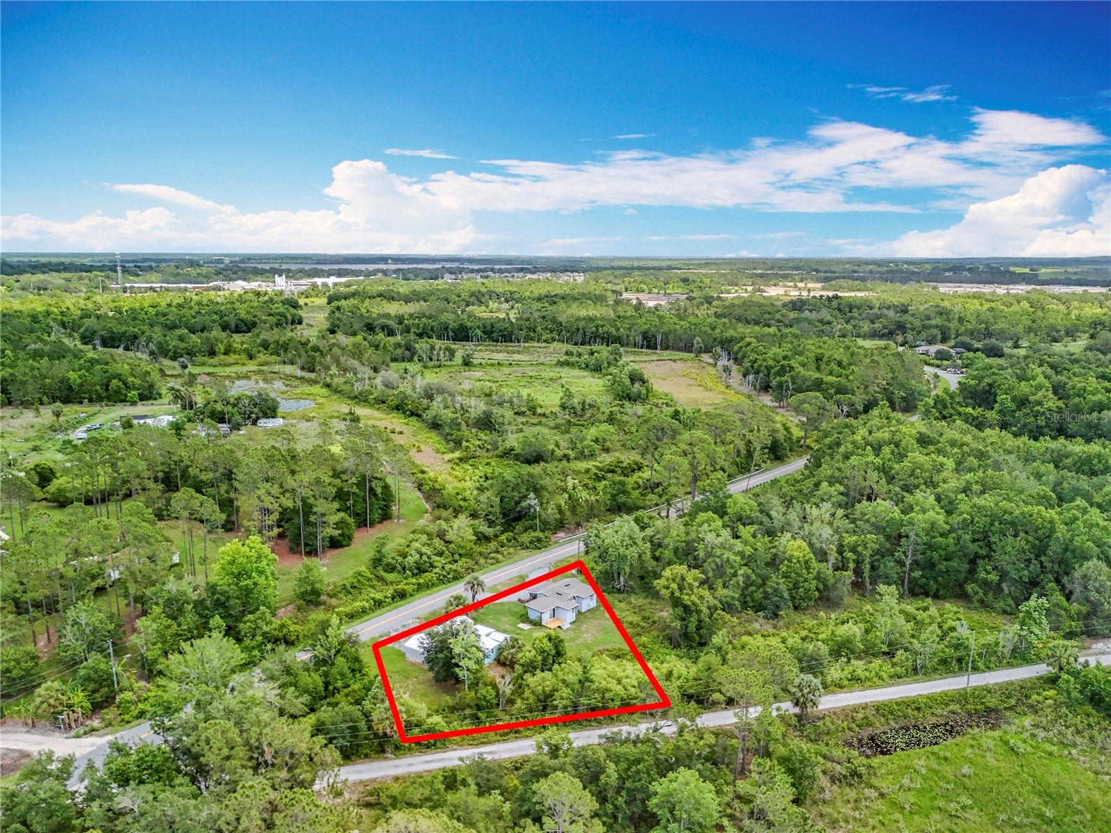 9506 NUMBER TWO RD, HOWEY IN THE HILLS, FL, 34737