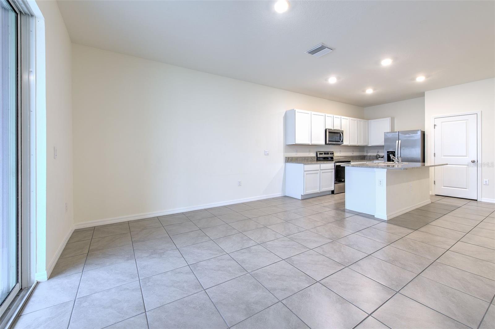 2882 PEONY PRAIRIE LN, WESLEY CHAPEL, FL, 33543