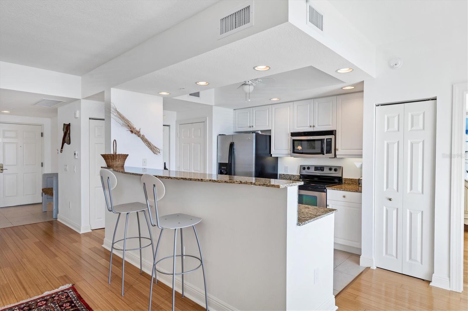 800 N TAMIAMI TRL #604, SARASOTA, FL, 34236