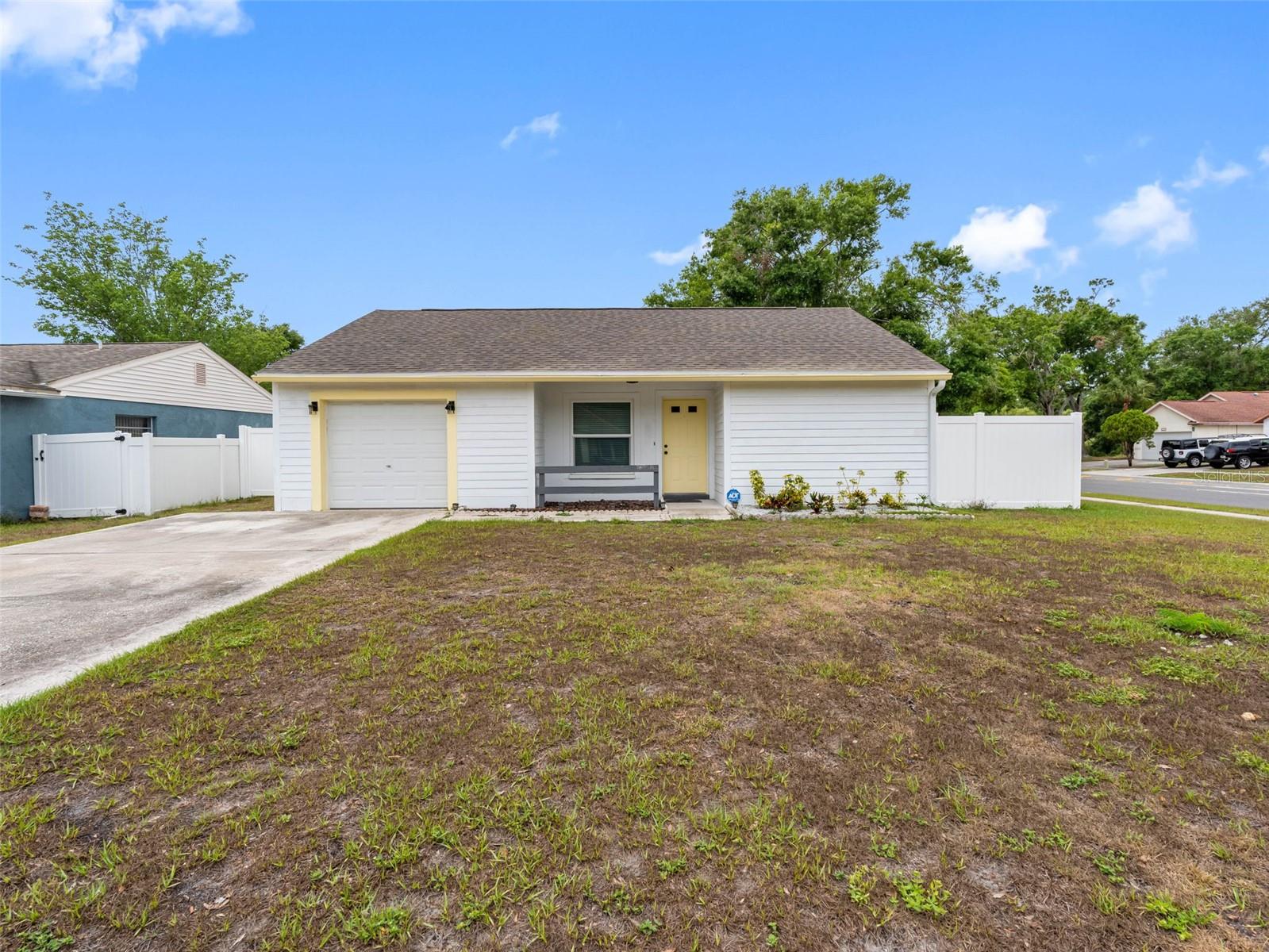 13901 HENSON CIR, TAMPA, FL, 33625