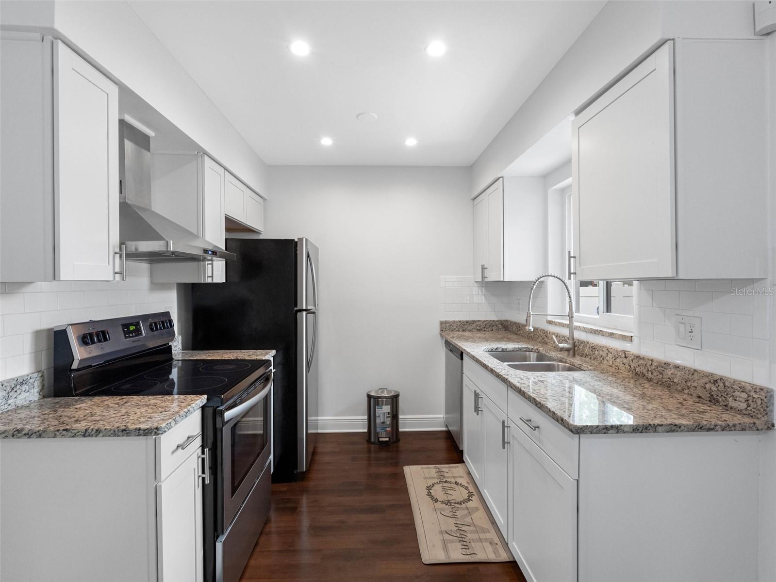 13901 HENSON CIR, TAMPA, FL, 33625