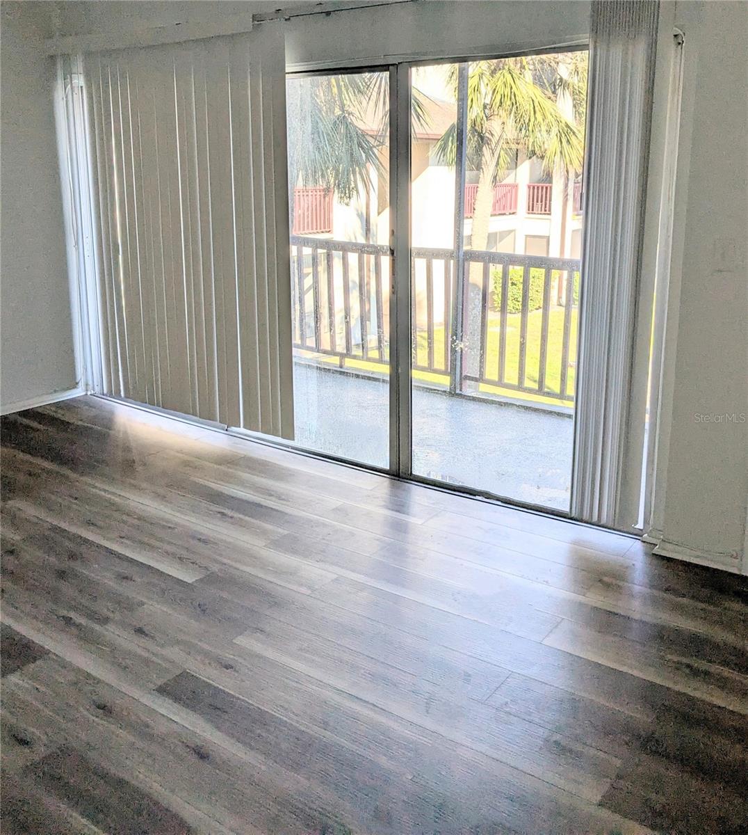 TB8385308 Property Photo