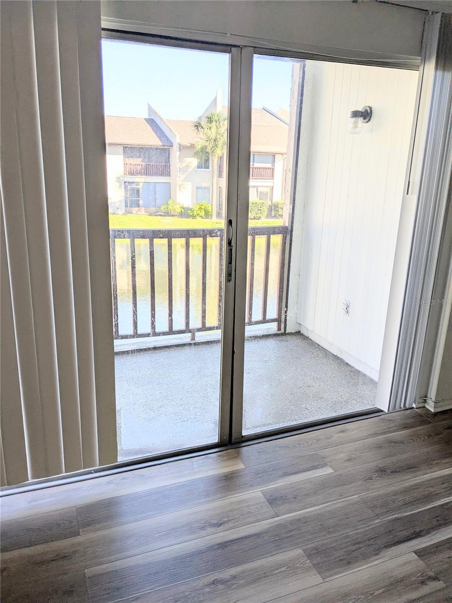 TB8385308 Property Photo