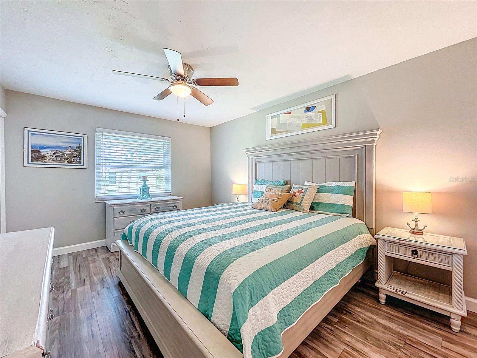 1100 EAST BAY DR #42, LARGO, FL, 33770