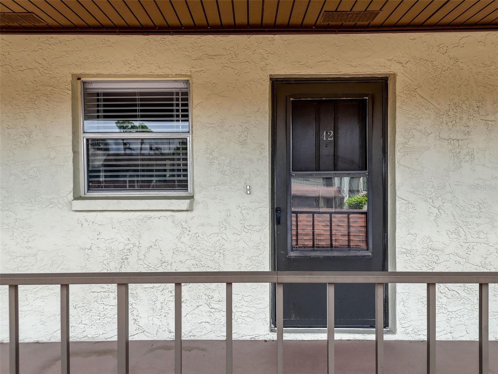 1100 EAST BAY DR #42, LARGO, FL, 33770