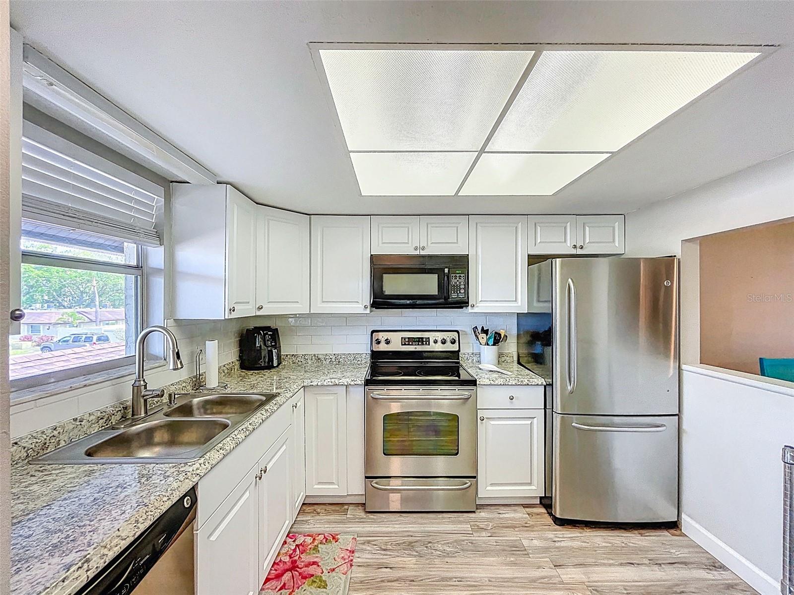 1100 EAST BAY DR #42, LARGO, FL, 33770