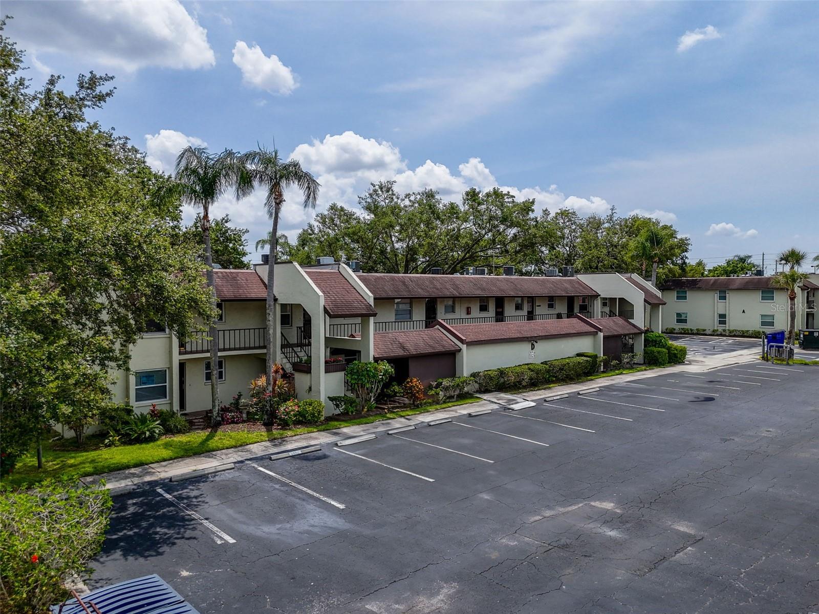 1100 EAST BAY DR #42, LARGO, FL, 33770