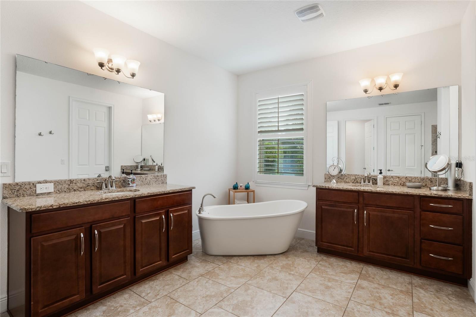 6020 MARLEON DR, WINDERMERE, FL, 34786