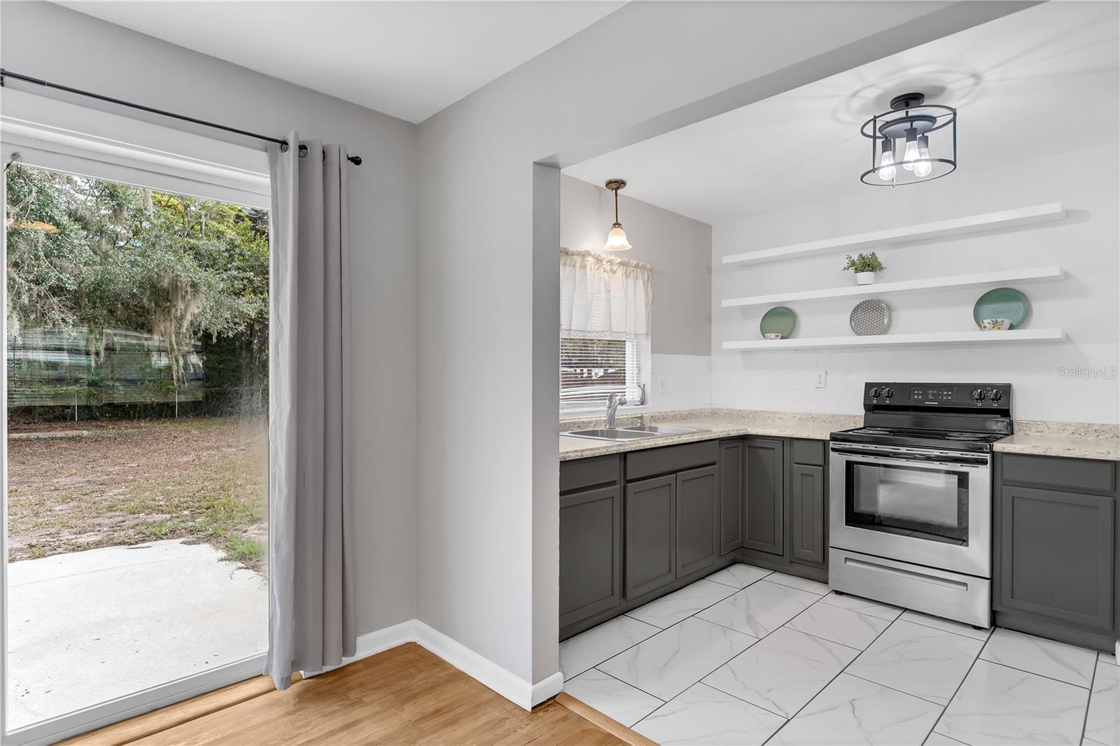 826 S MONTGOMERY AVE, DELAND, FL, 32720