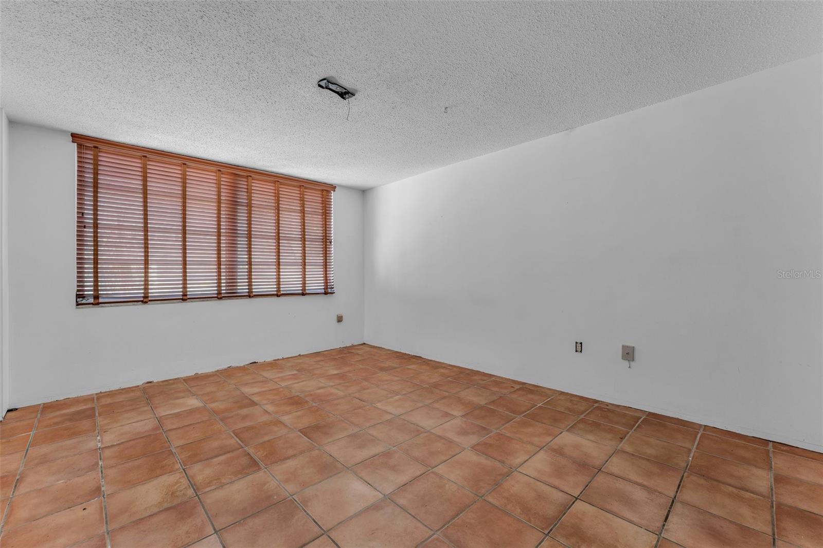 1001 PEARCE DR #106, CLEARWATER, FL, 33764