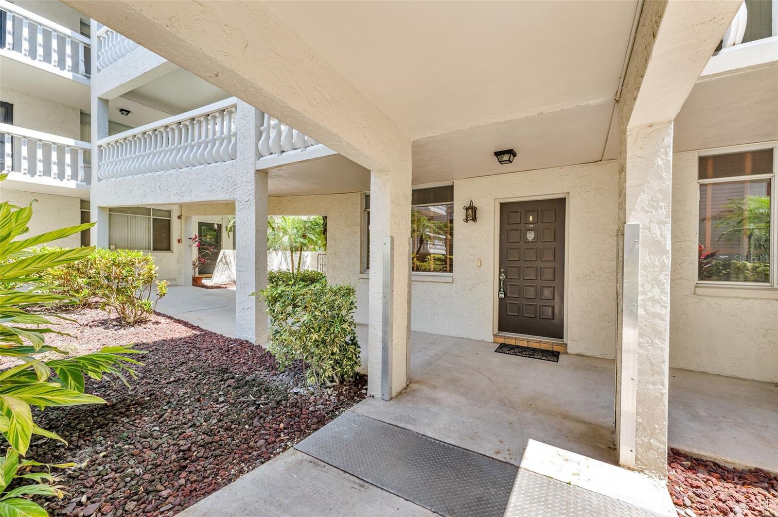 1001 PEARCE DR #106, CLEARWATER, FL, 33764