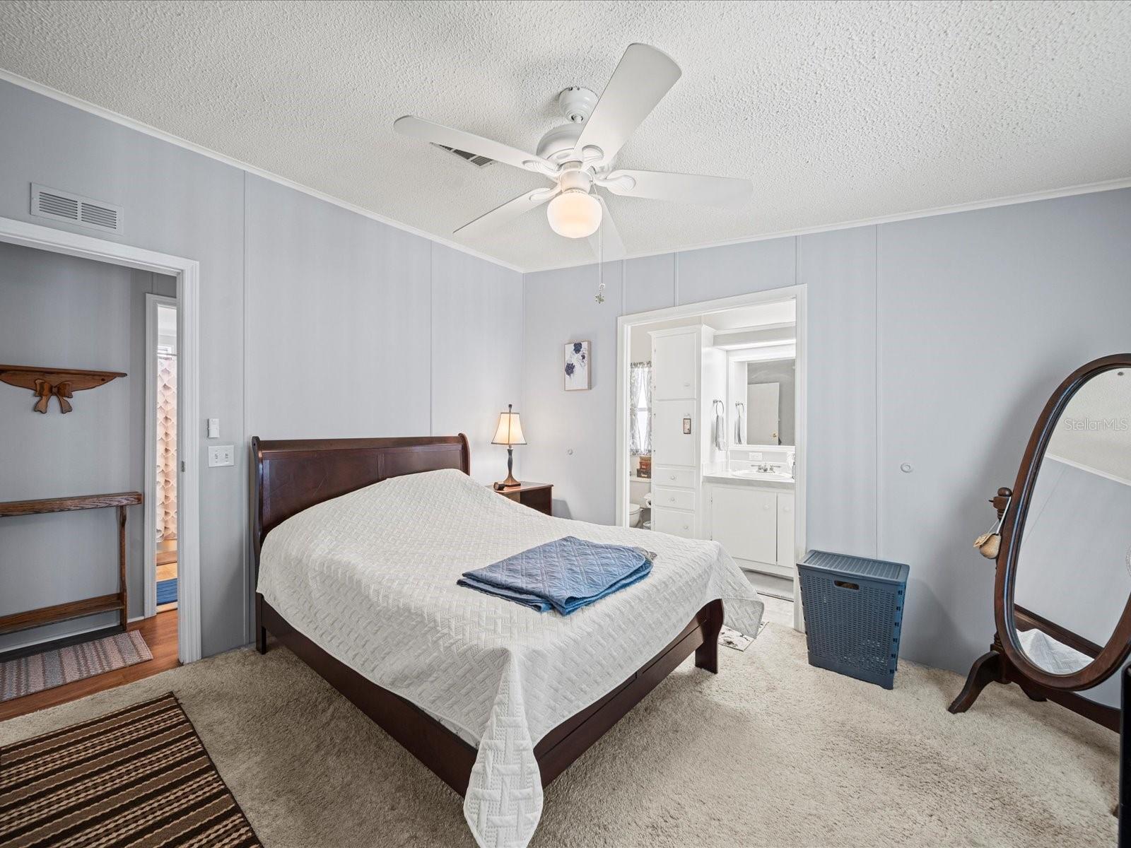 6087 SOUTHERN OAKS DR SE, WINTER HAVEN, FL, 33884