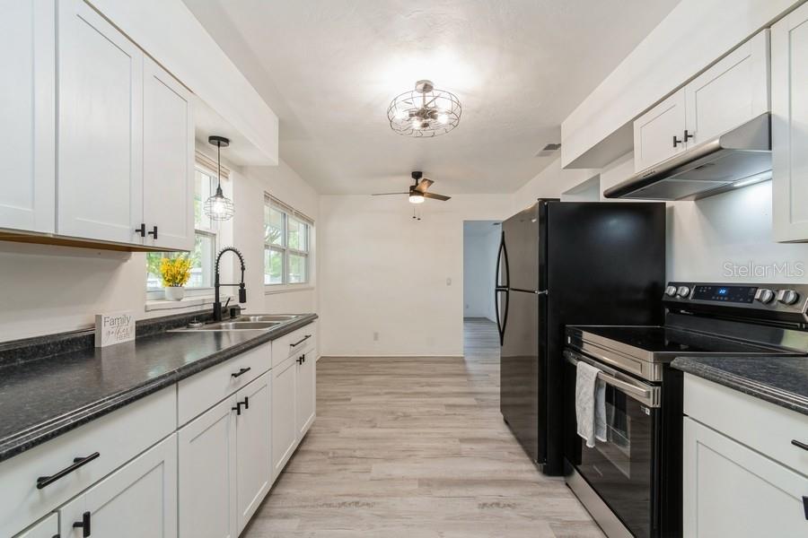 2911 NE 17TH TER, GAINESVILLE, FL, 32609