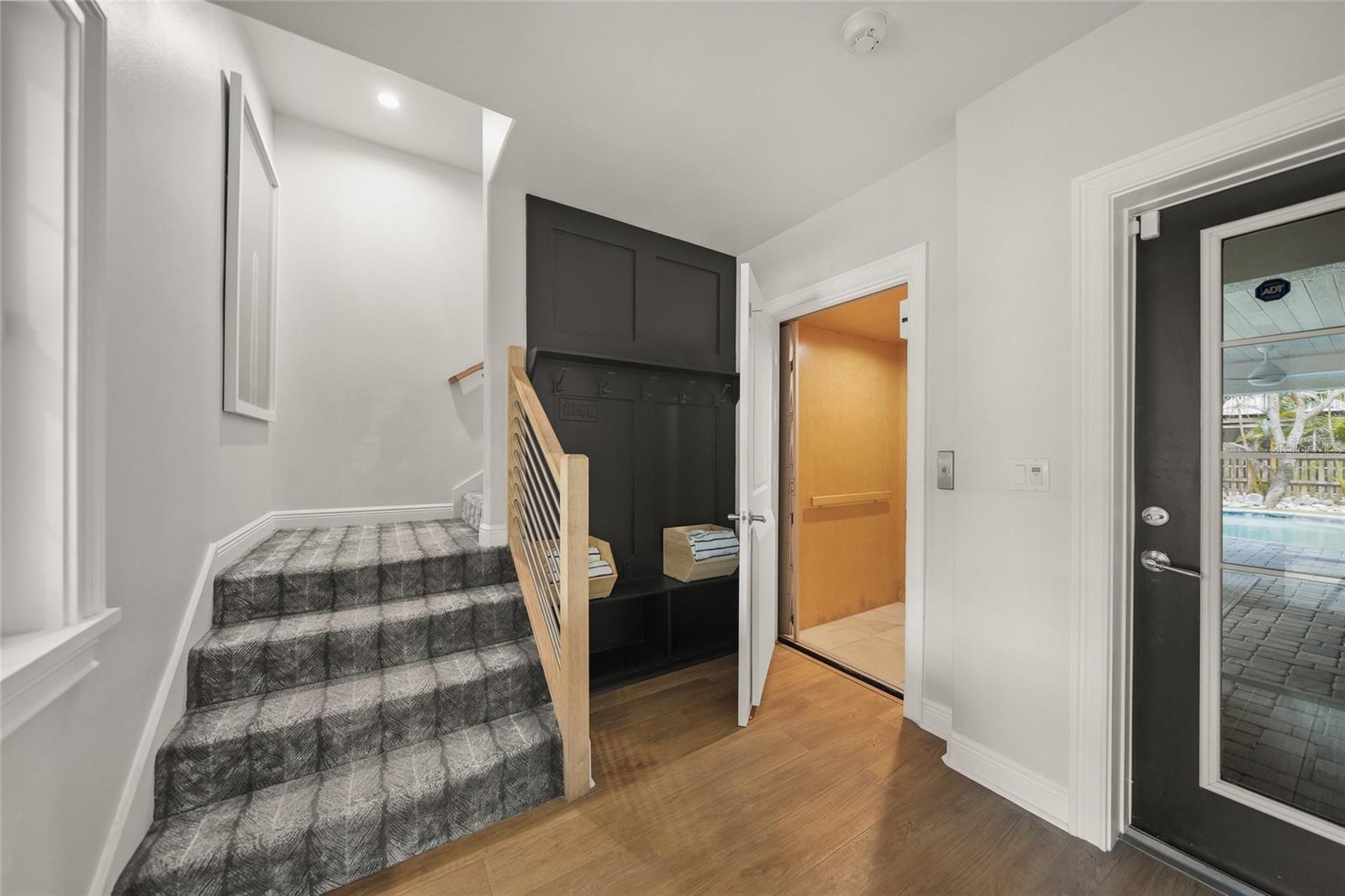 A4652436 Property Photo