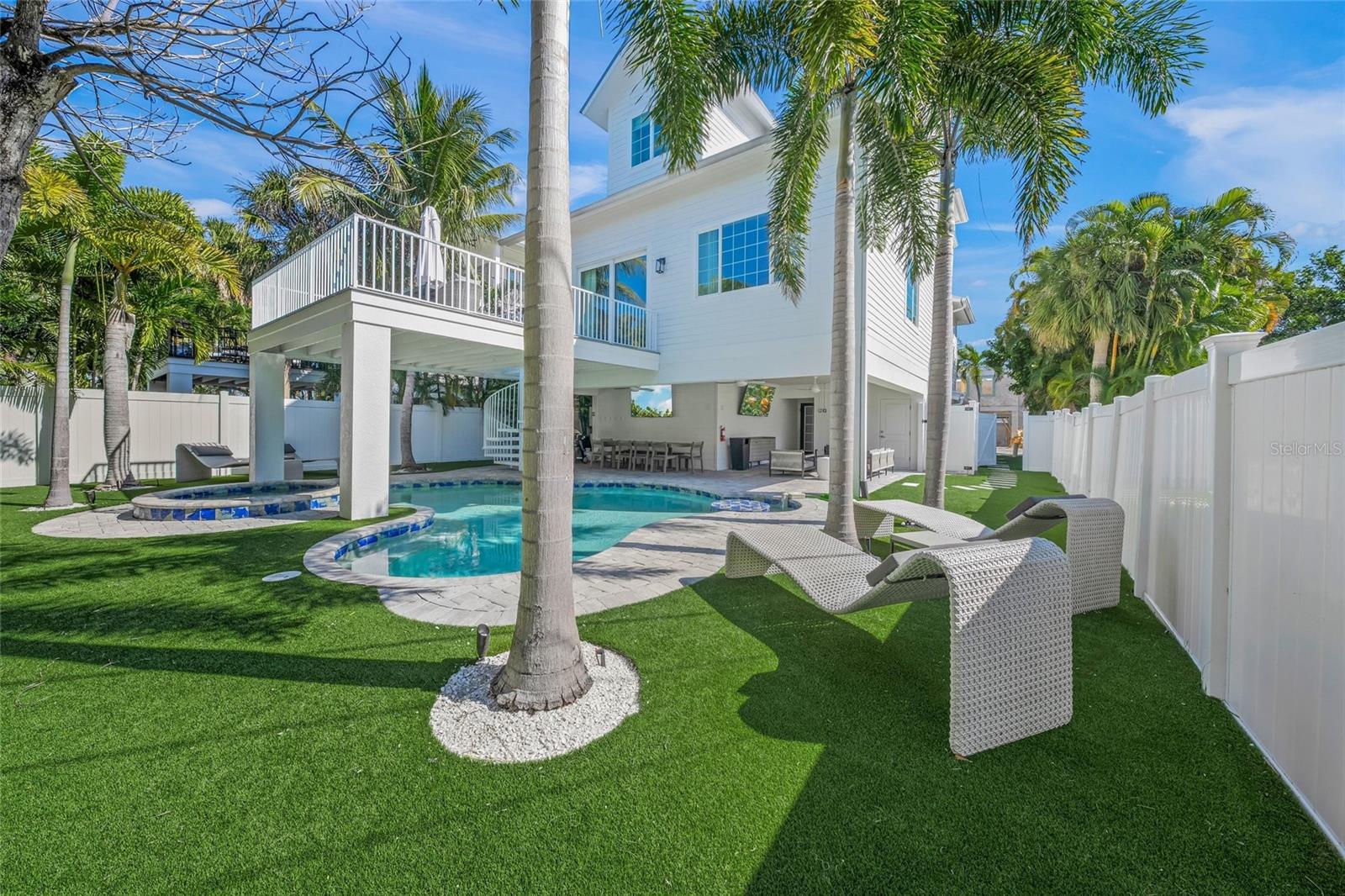 A4652436 Property Photo