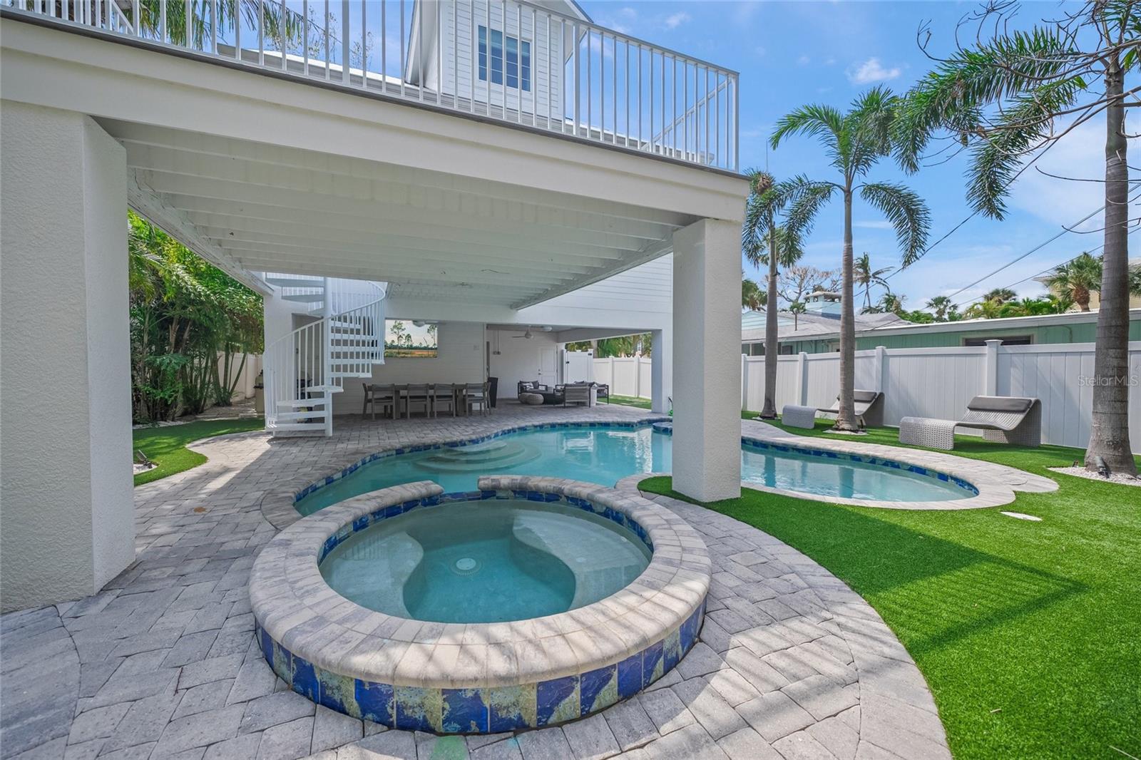 A4652436 Property Photo