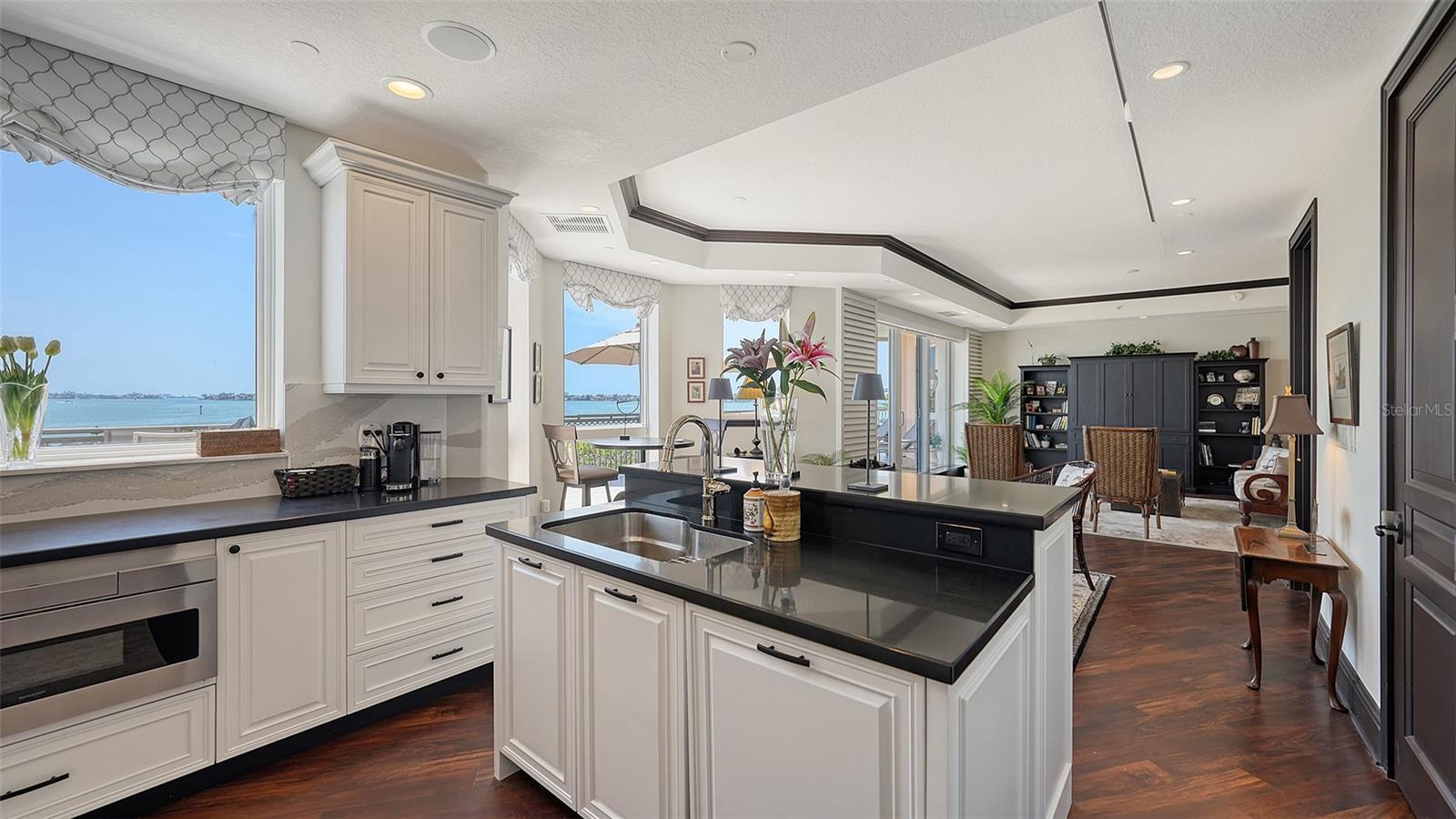 420 GOLDEN GATE PT #200A, SARASOTA, FL, 34236