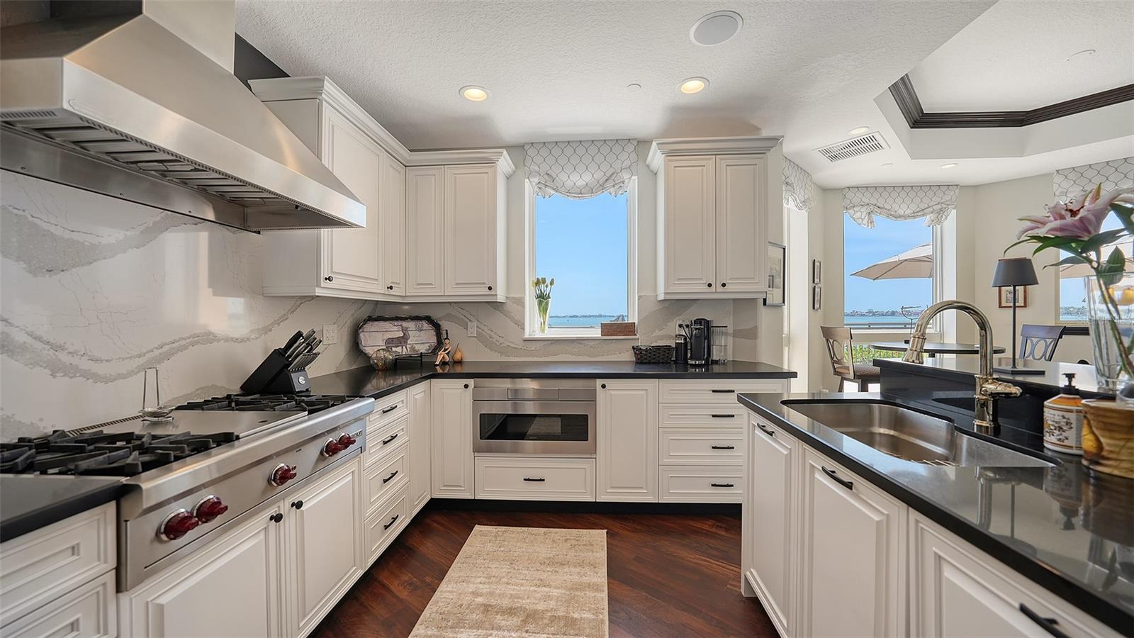 420 GOLDEN GATE PT #200A, SARASOTA, FL, 34236