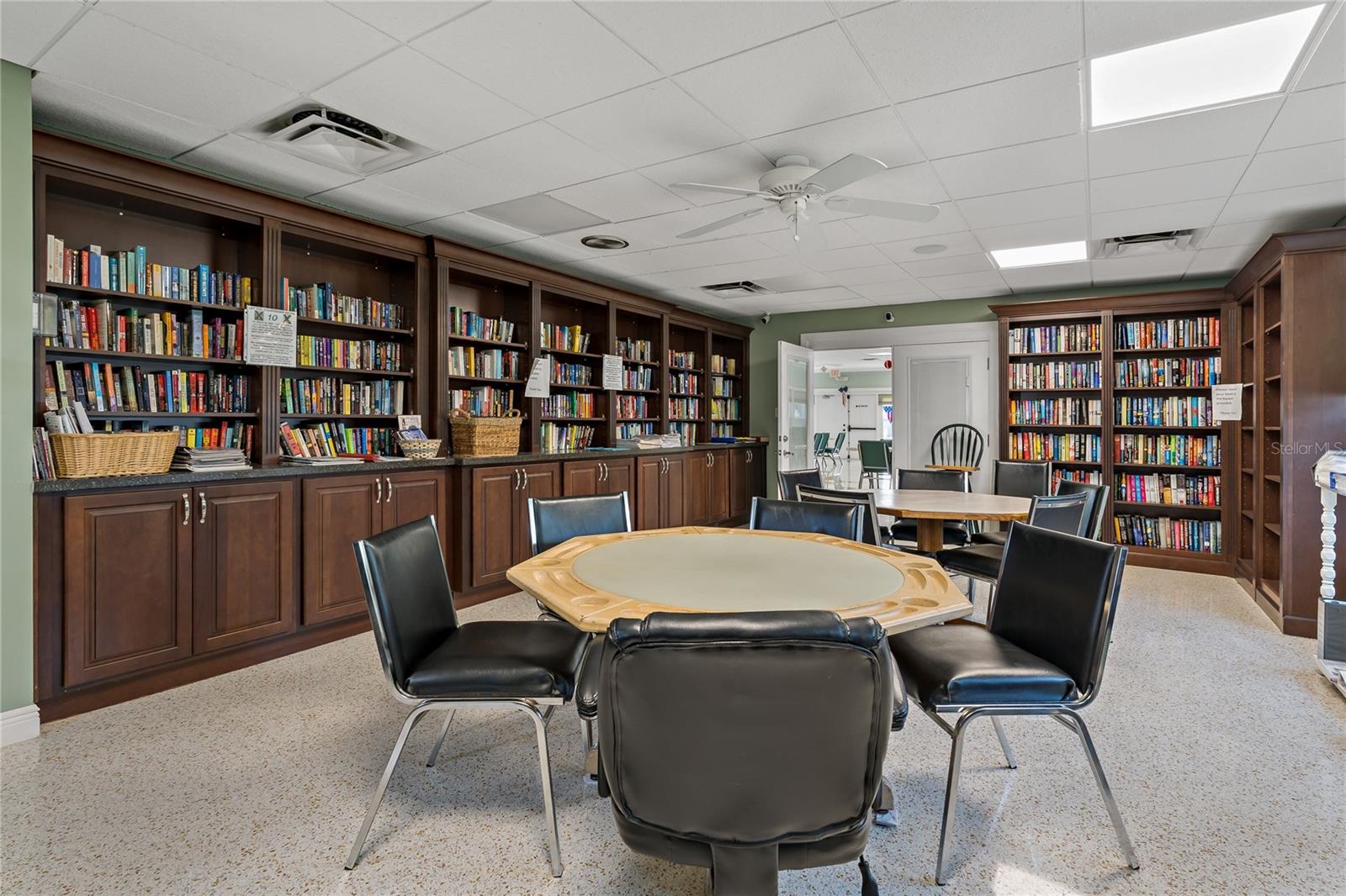 3301 ALT 19 #611, PALM HARBOR, FL, 34683