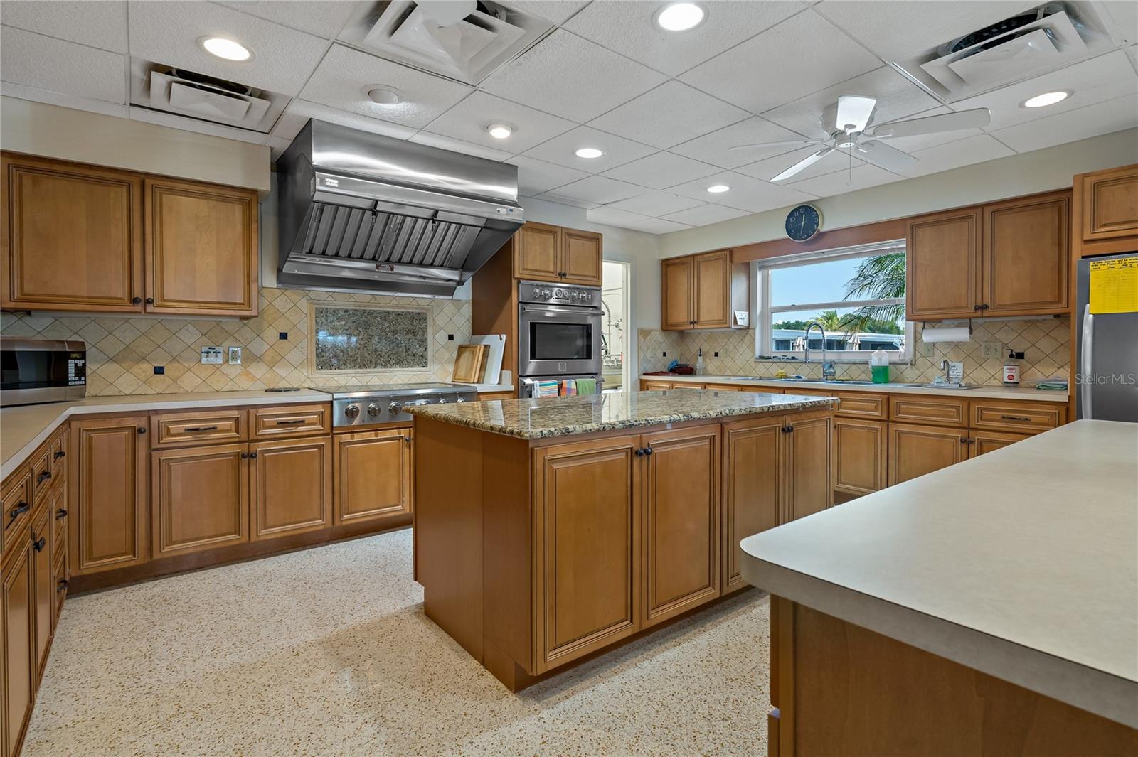 3301 ALT 19 #611, PALM HARBOR, FL, 34683