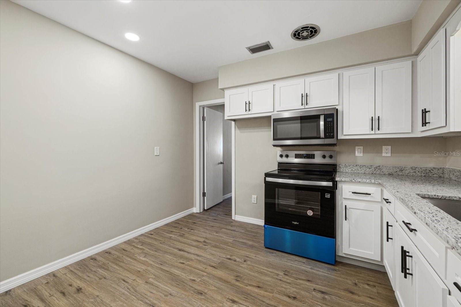 106 AURORA ST E, VENICE, FL, 34285