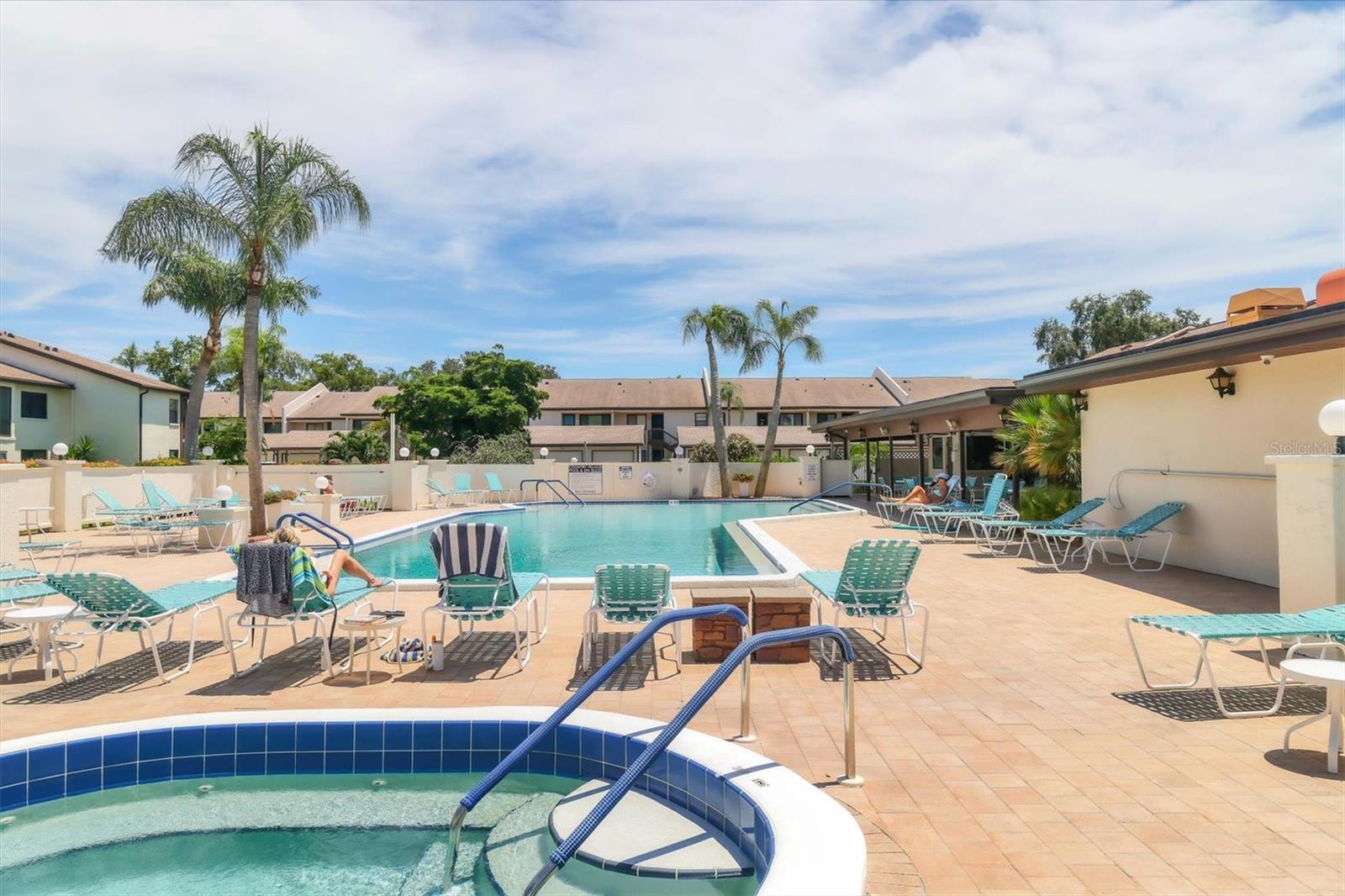 7301 29TH AVENUE DR W #108, BRADENTON, FL, 34209