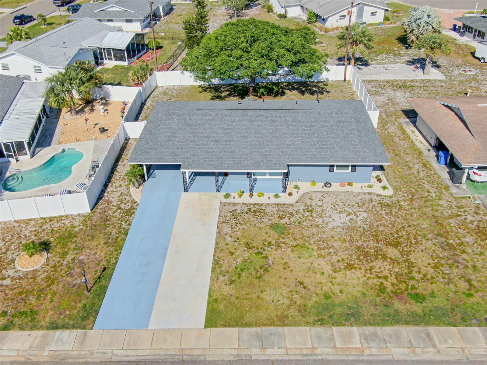 906 HACIENDA DR, SUN CITY CENTER, FL, 33573