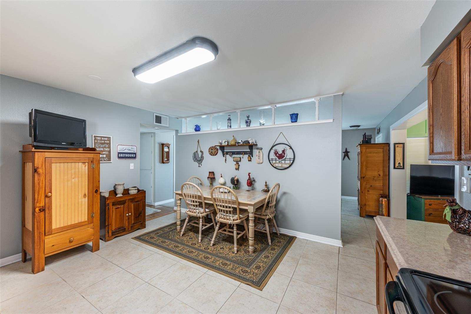 906 HACIENDA DR, SUN CITY CENTER, FL, 33573