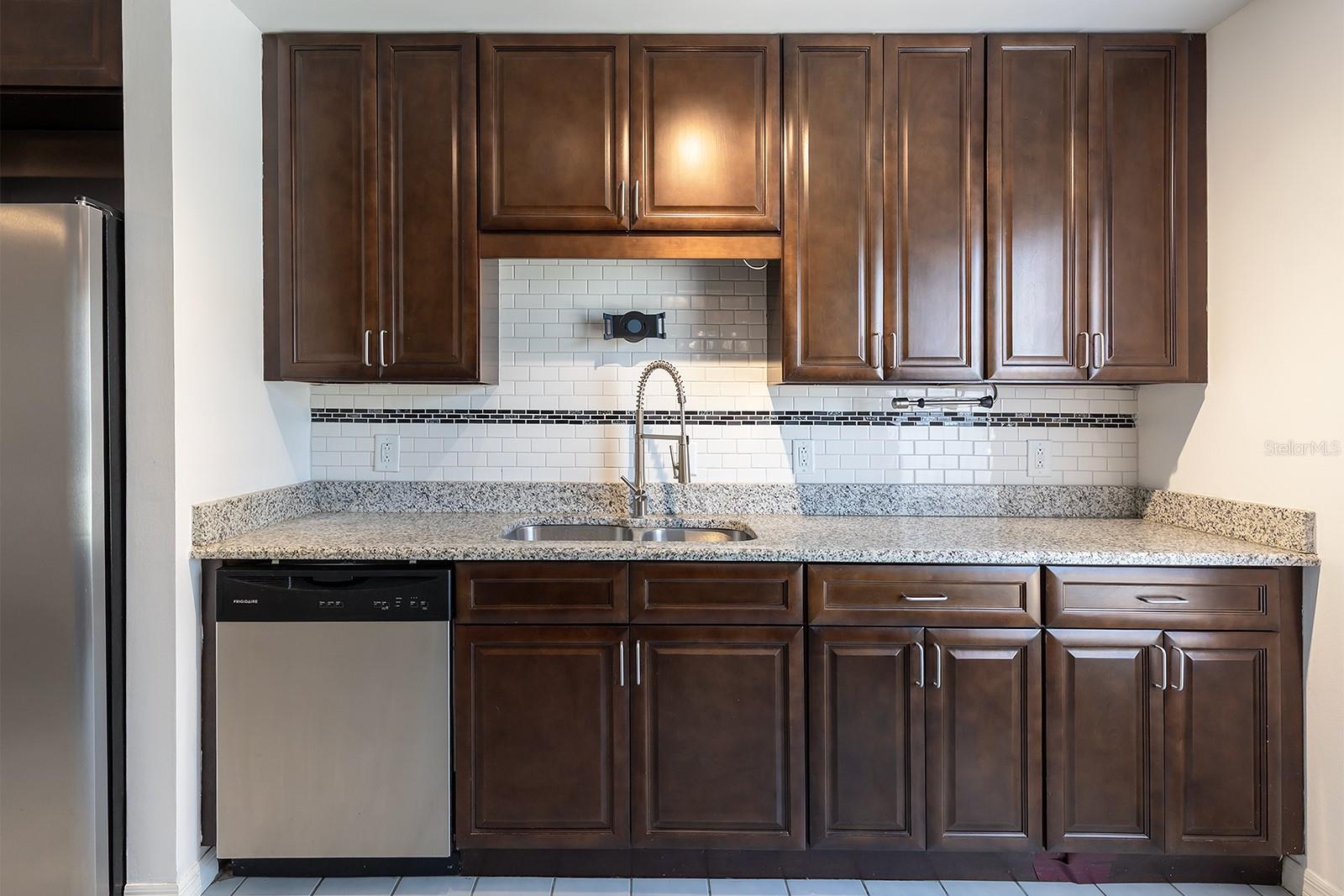 18 PALMIRA RD, DEBARY, FL, 32713