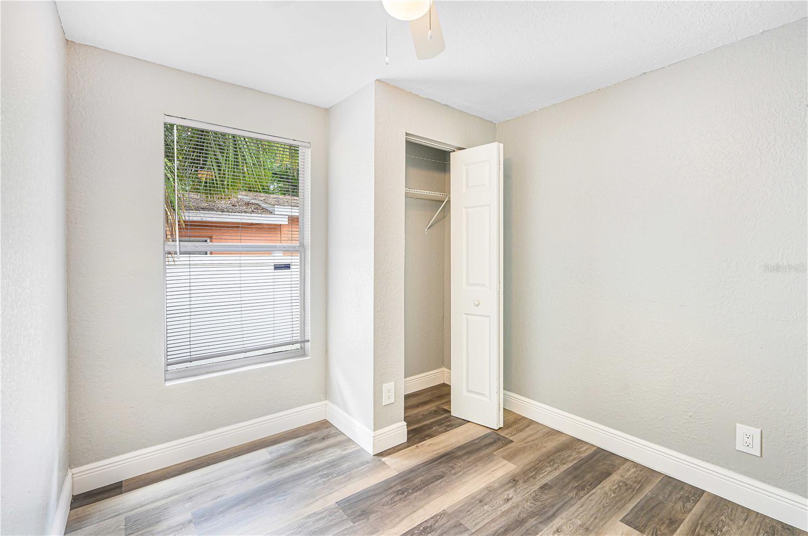 3703 E NORTH BAY ST, TAMPA, FL, 33610