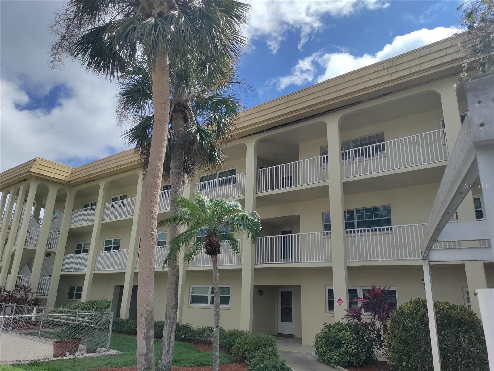 3850 13TH AVE N #311, ST PETERSBURG, FL, 33713