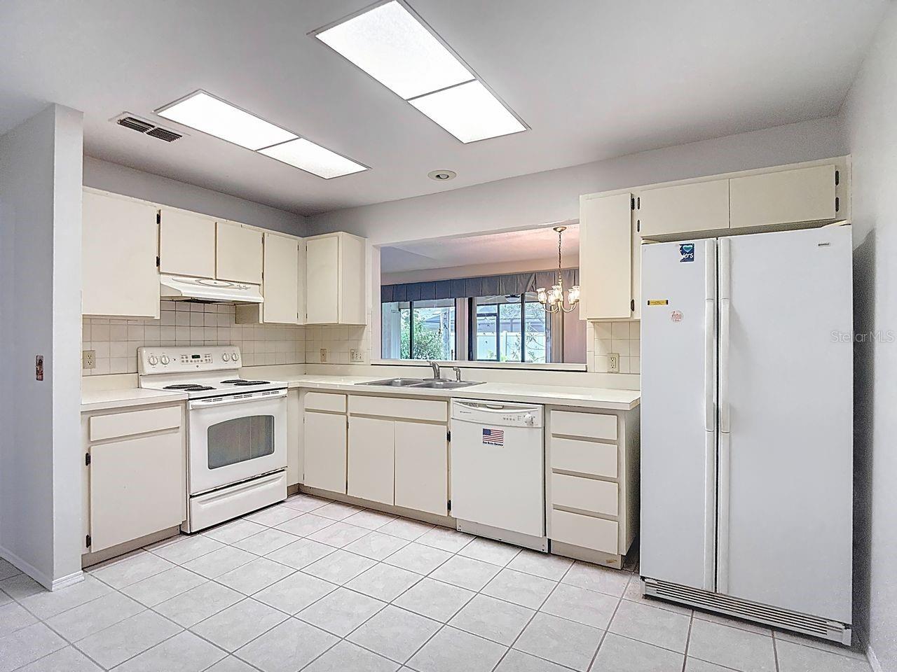 120 COLONY SOUTH DR, TARPON SPRINGS, FL, 34689