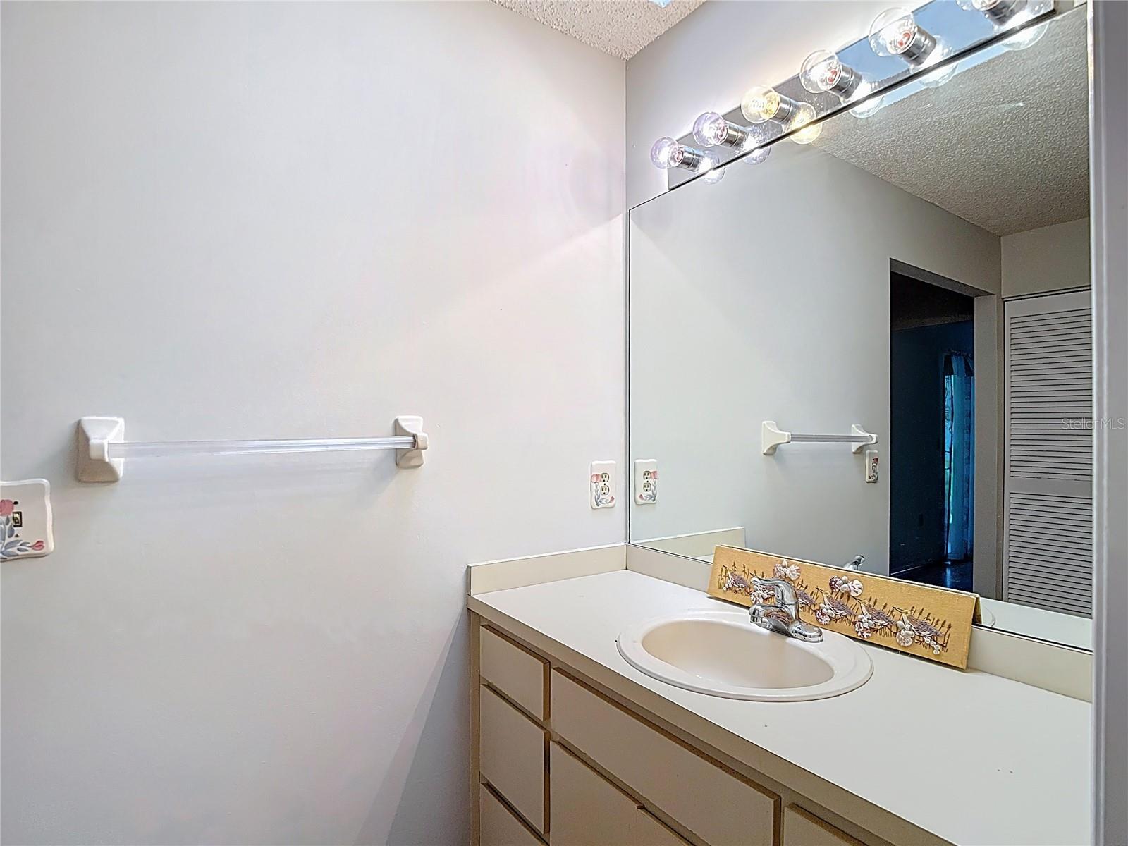 120 COLONY SOUTH DR, TARPON SPRINGS, FL, 34689